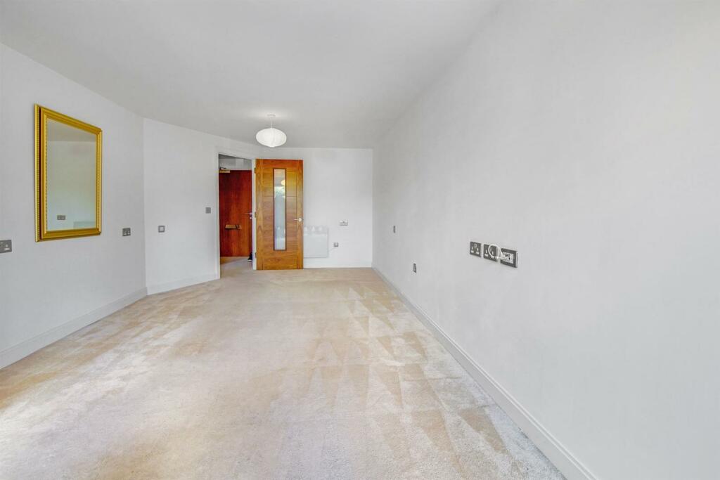 Additional image 11 of Manor Park Road, Chislehurst