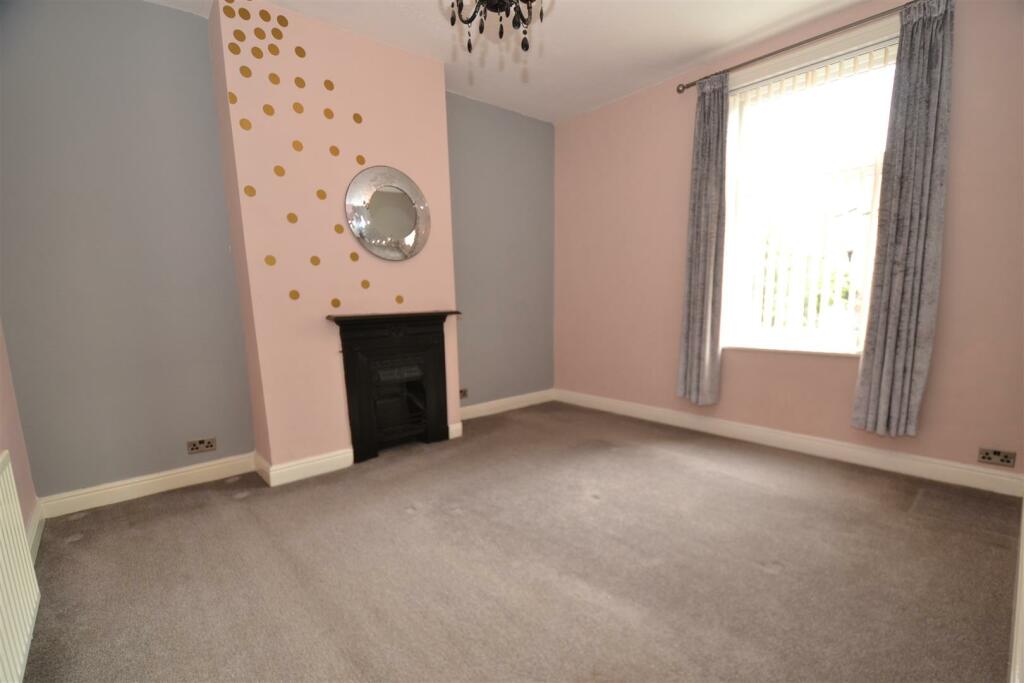Additional image 8 of Bradford Road, Oakenshaw