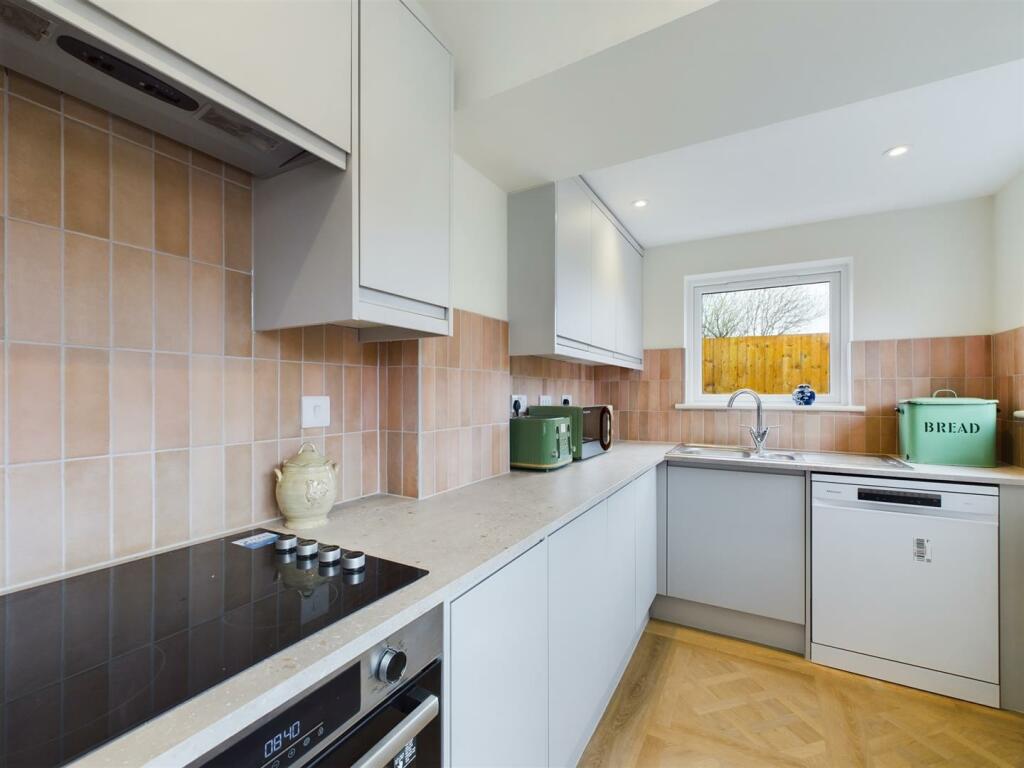Additional image 11 of Charlton Road, Kingswood
