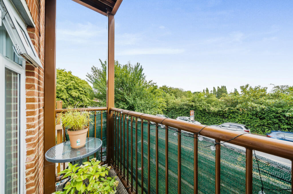 Additional image 9 of Brosse Way, Bromley, London, BR2