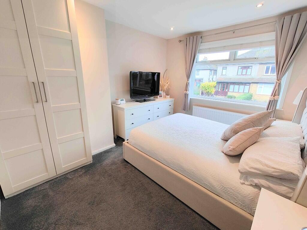 Additional image 3 of 7 Greenland Avenue, Queensbury, BD13 2AY