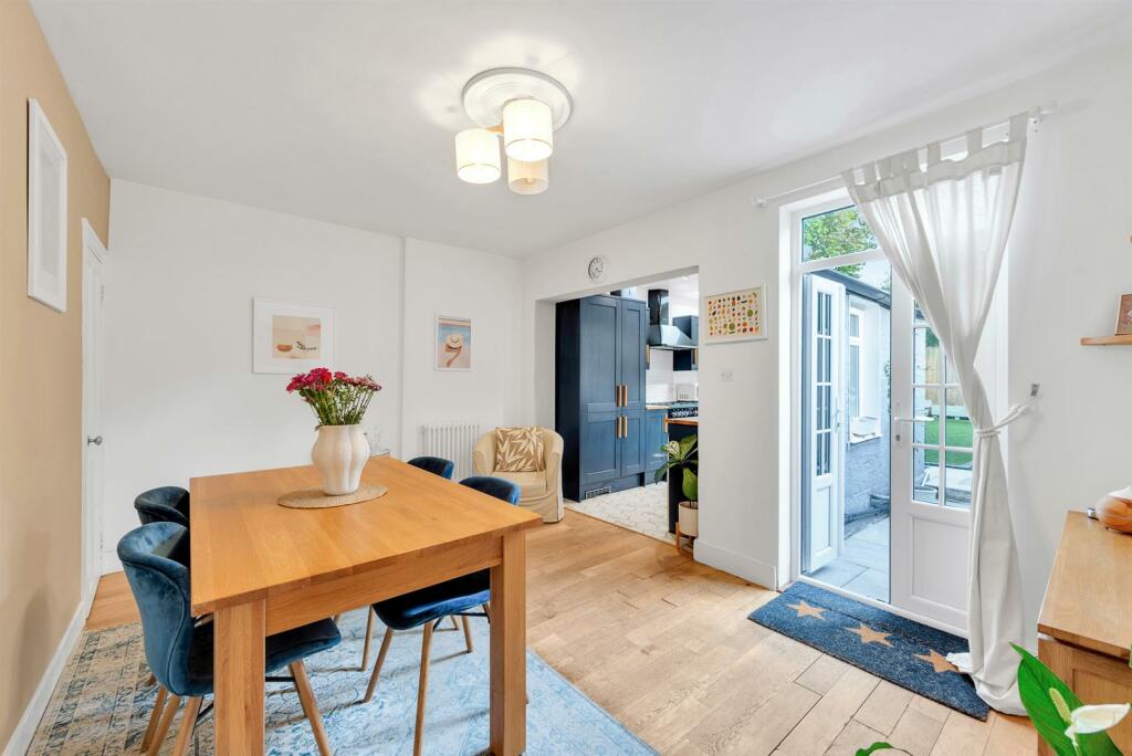 Additional image 14 of Park End, Bromley, BR1