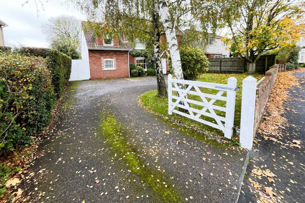 Additional image 32 of HOUSE + PLOT | PP 3 HOUSES | KINGSWOOD