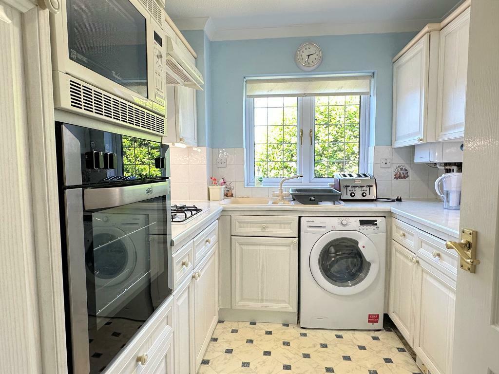 Additional image 5 of Penns Court, Steyning, West Sussex, BN44 3BF