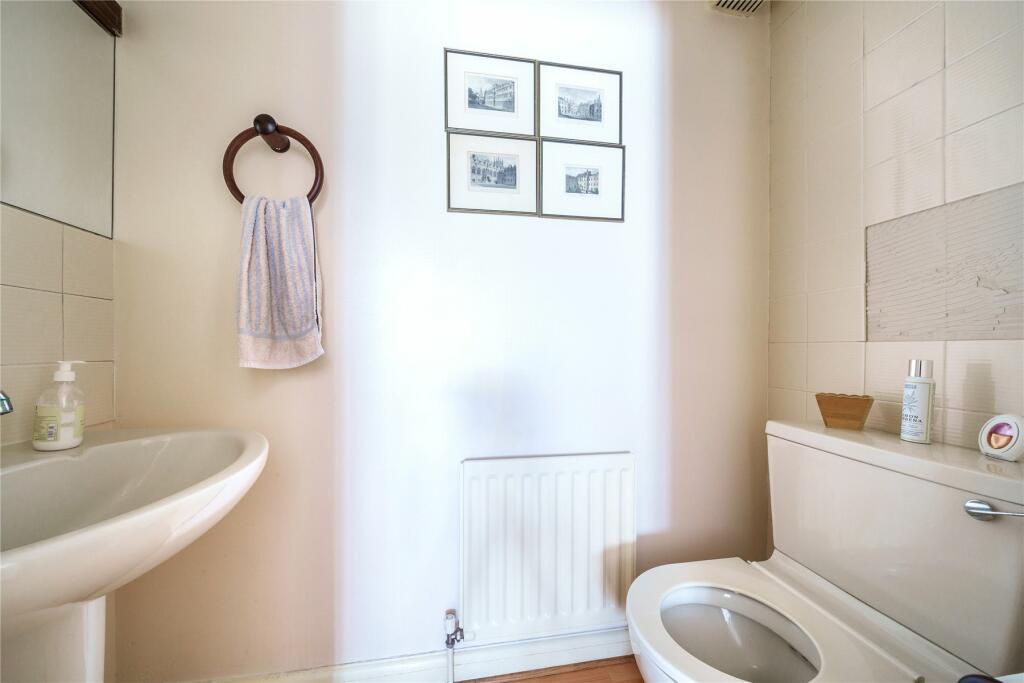 Additional image 25 of Holmbury Park, Bromley