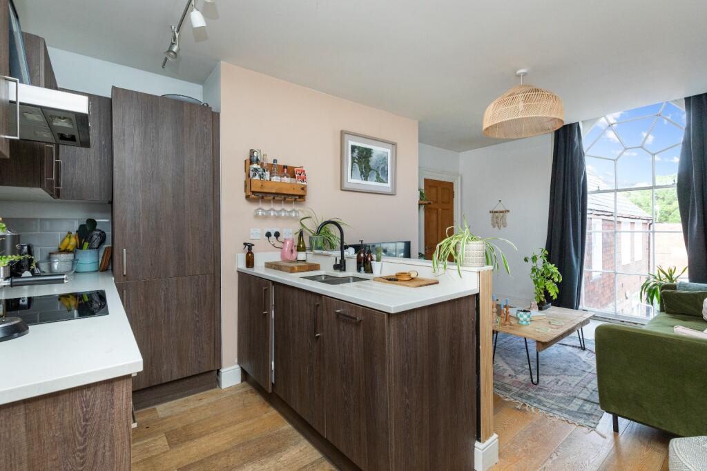 Additional image 8 of 220 High Street, Lewes, East Sussex, BN7