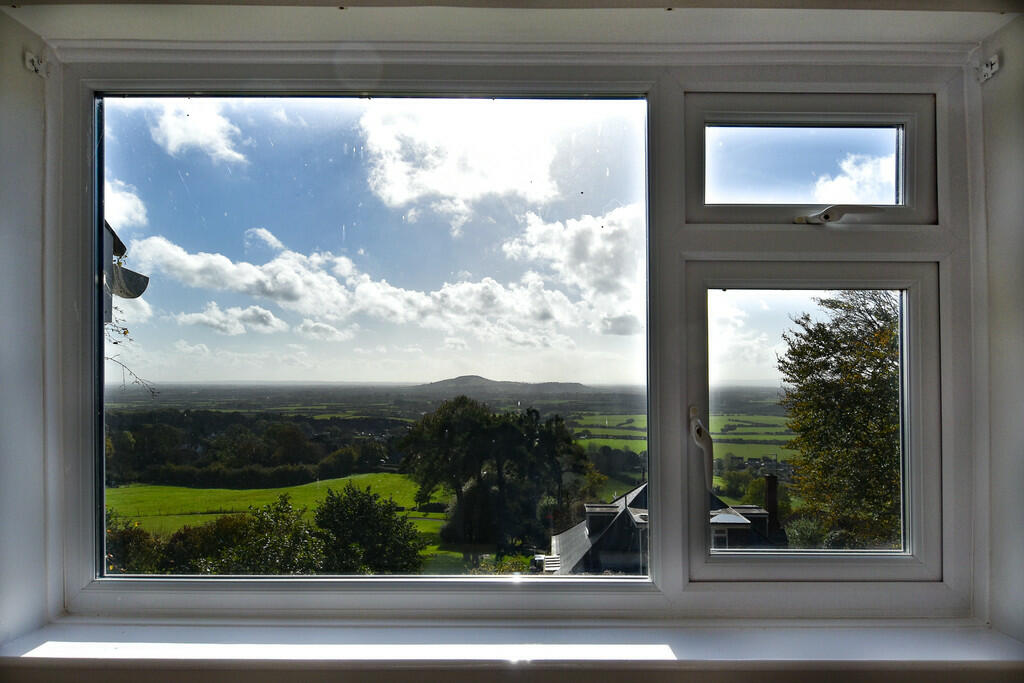 Additional image 15 of Hillside Road, Bleadon