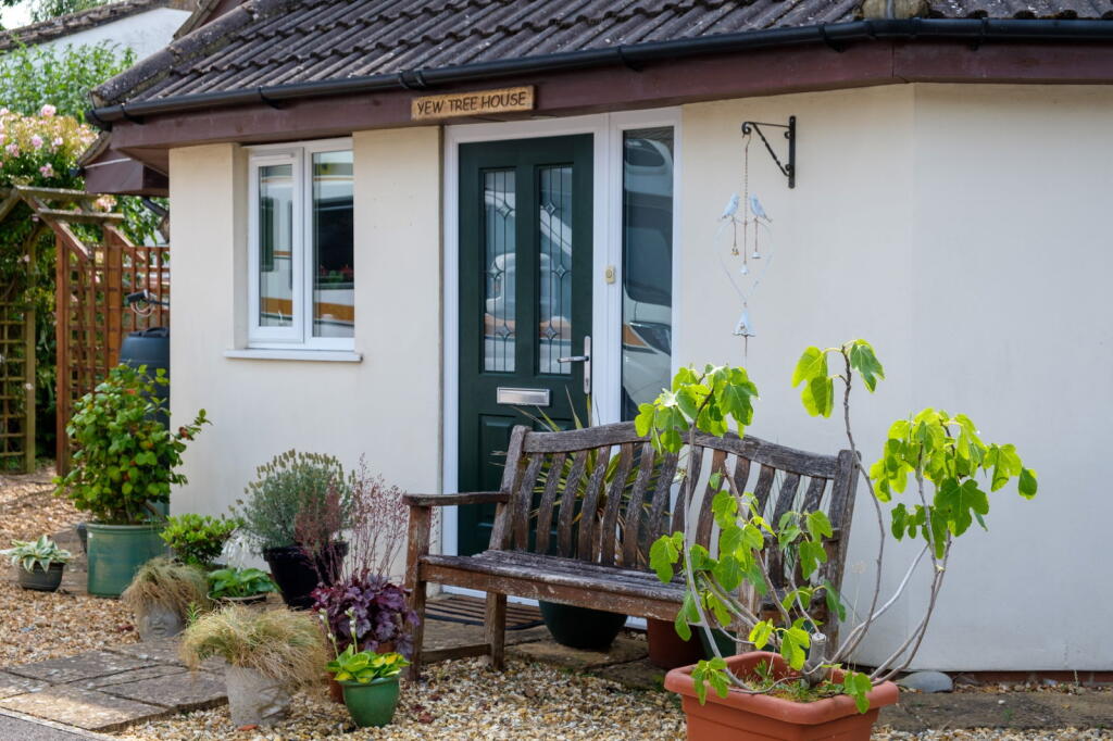 Additional image 19 of Front Street, Churchill