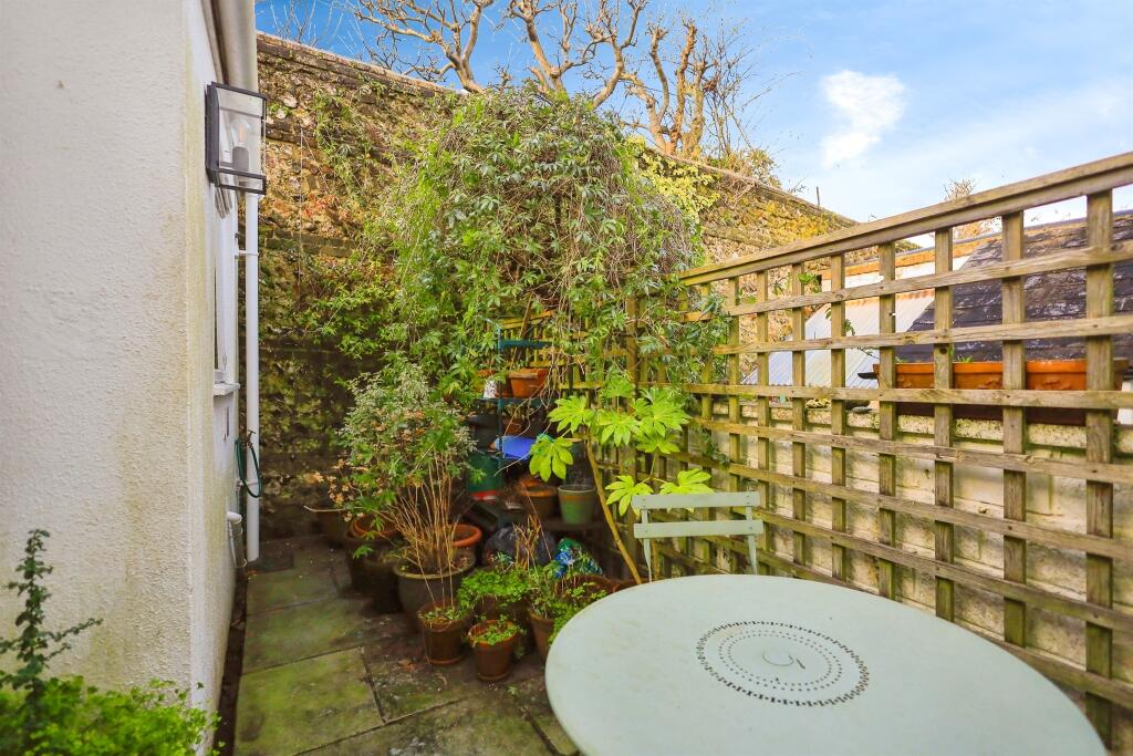 Additional image 11 of St Peters Place, LEWES