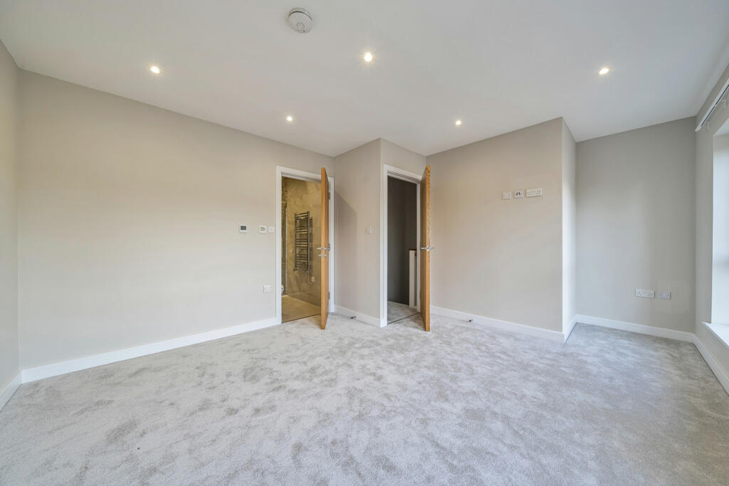 Additional image 5 of Coniston Road, Bromley