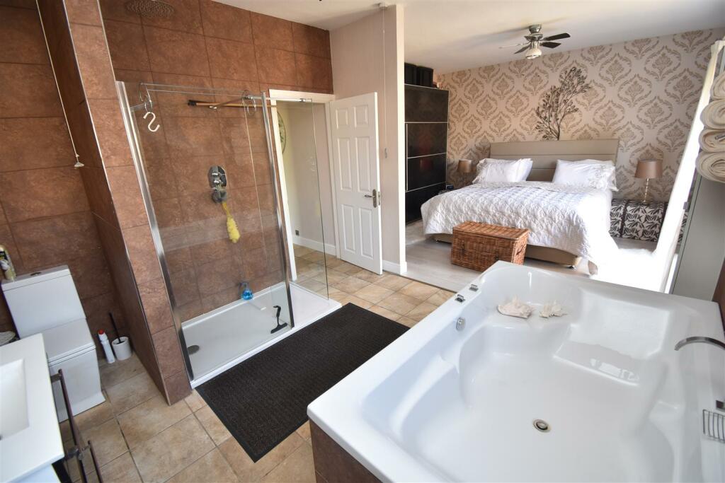 Additional image 15 of Springfield Road, Pill.