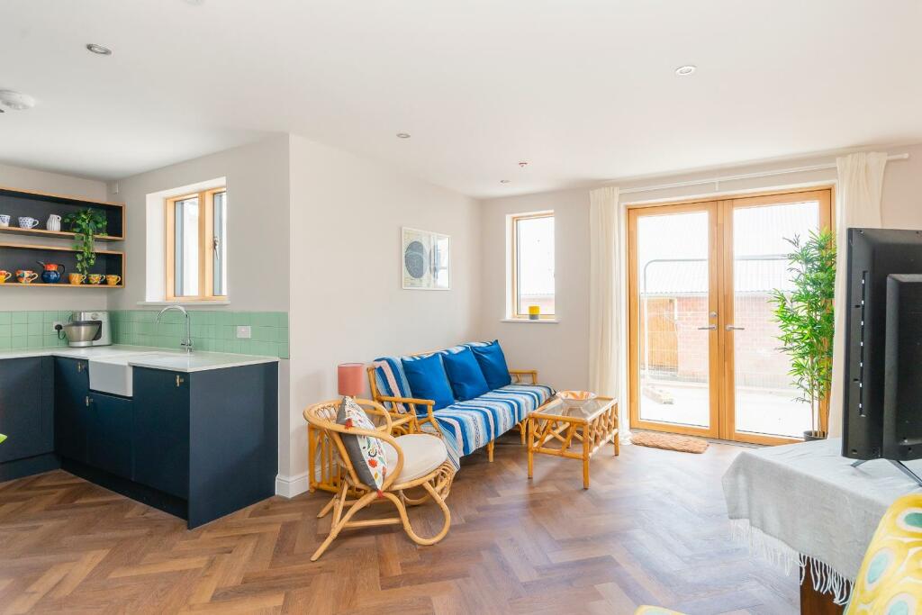 Additional image 9 of Water Lillies, Kings Weston