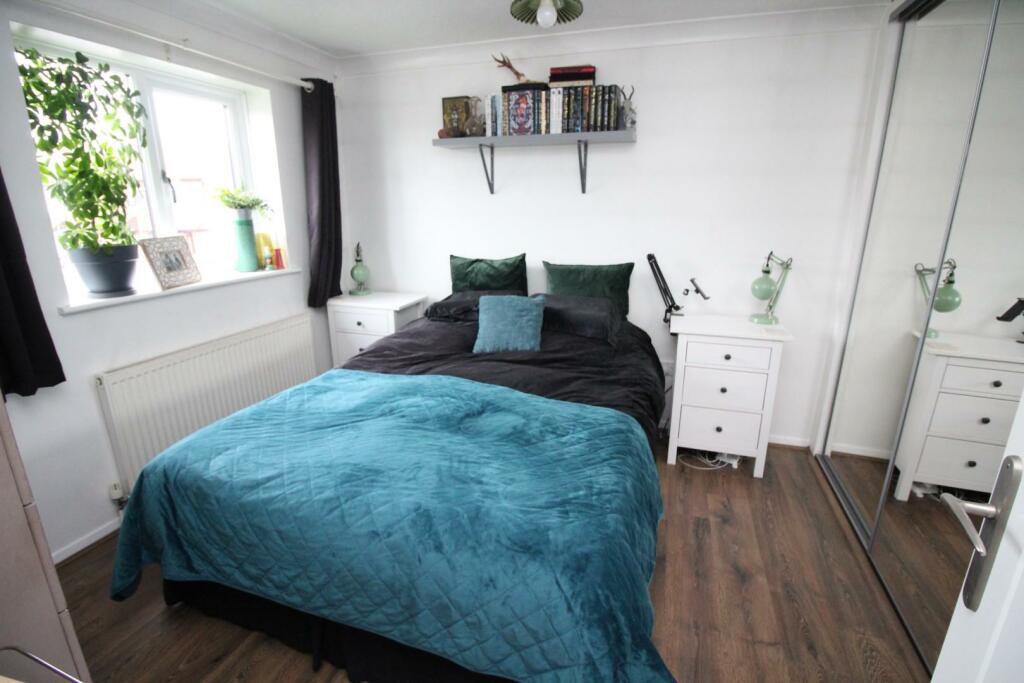 Additional image 9 of Larkspur Close, Thornbury, Bristol