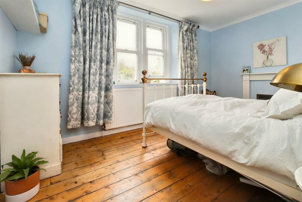 Additional image 4 of A short distance from Clevedon Seafront