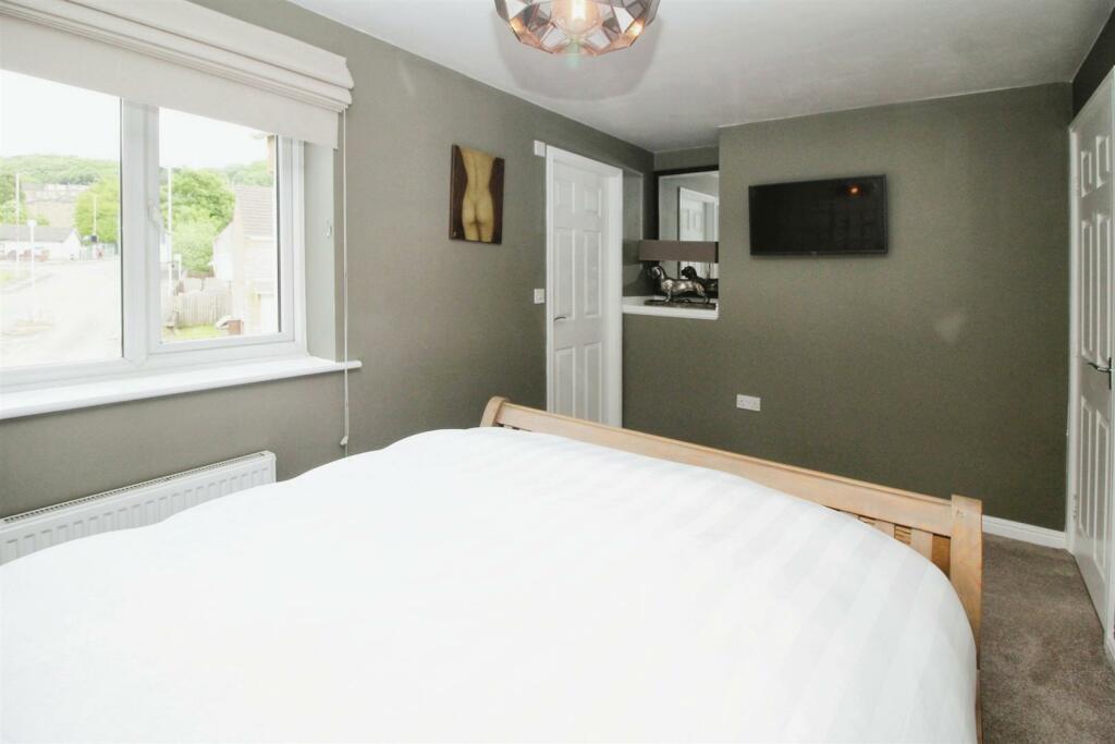 Additional image 17 of Oswin Gardens, Bradford, BD2 1DN