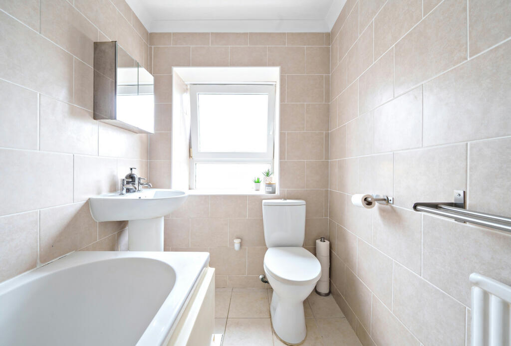 Additional image 9 of Cleeve Lodge Close, Bristol, Gloucestershire, BS16