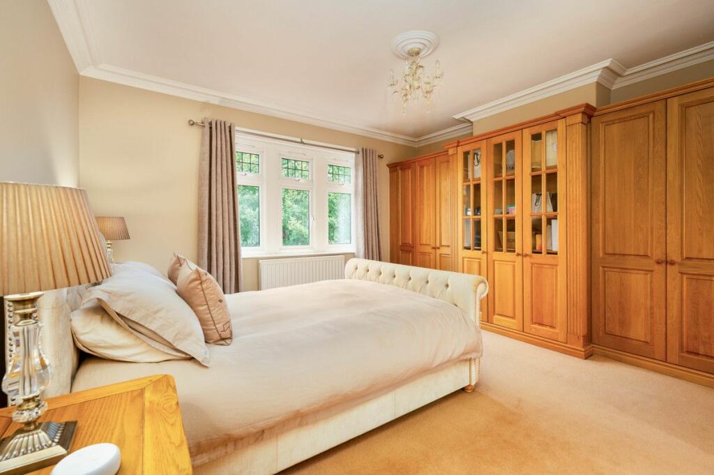 Additional image 25 of Bradford Road, Gomersal