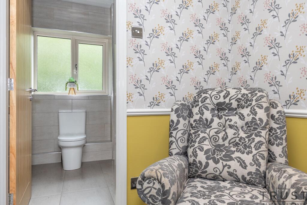 Additional image 44 of Manor Park Gardens, Gomersal BD19 4BA