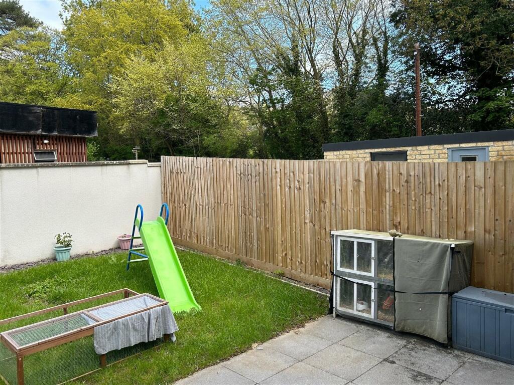 Additional image 11 of Field View, Cleeve