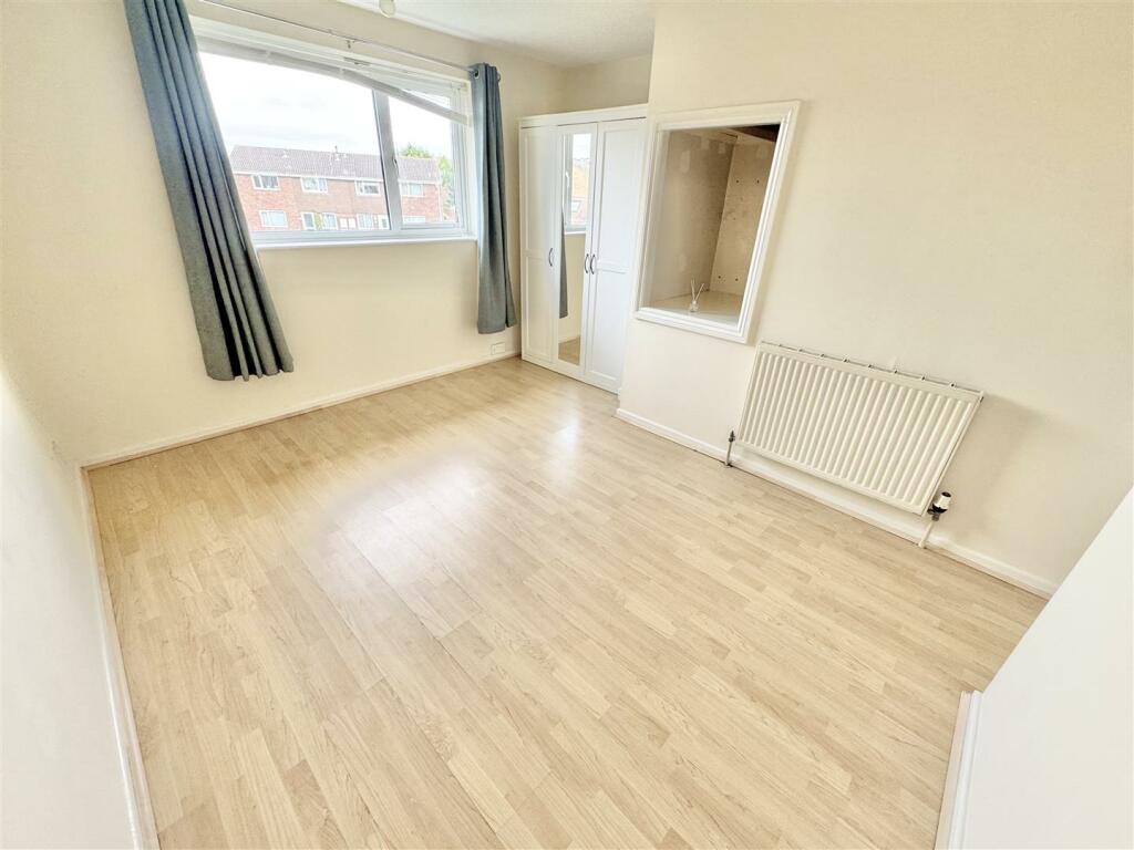 Additional image 6 of Cul-de-sac Location