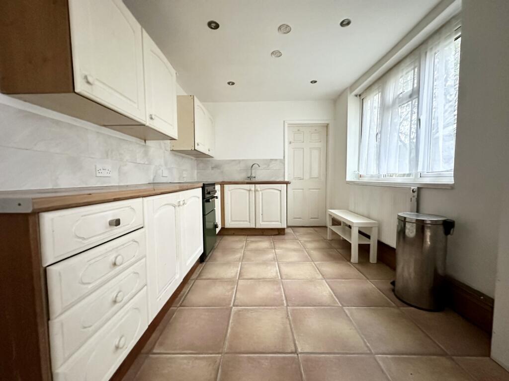 Additional image 10 of Chaffinch Road, Beckenham, BR3