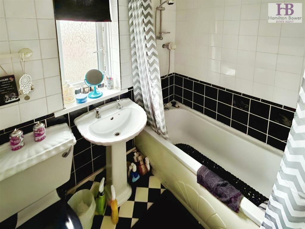 Additional image 6 of Glenaire, Shipley, Bradford