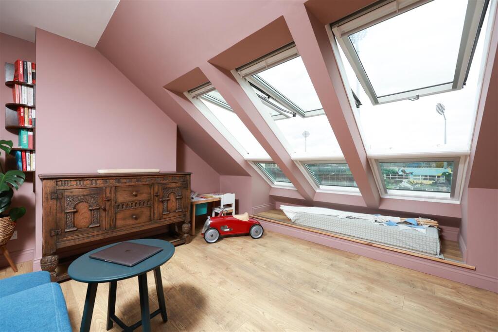 Additional image 13 of Kennington Avenue, Bristol