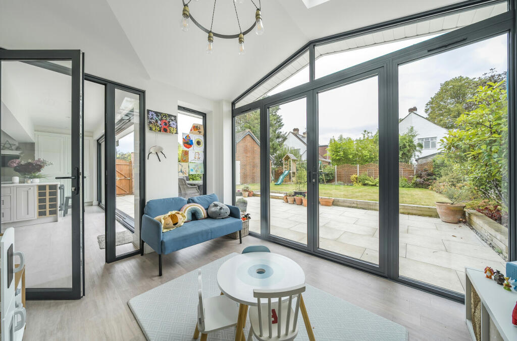 Additional image 8 of Ripley Close, Bromley, BR1