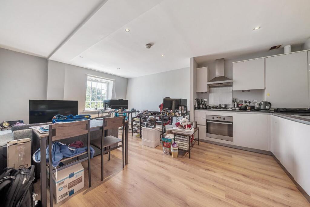 Additional image 9 of Tweedy Road, Bromley