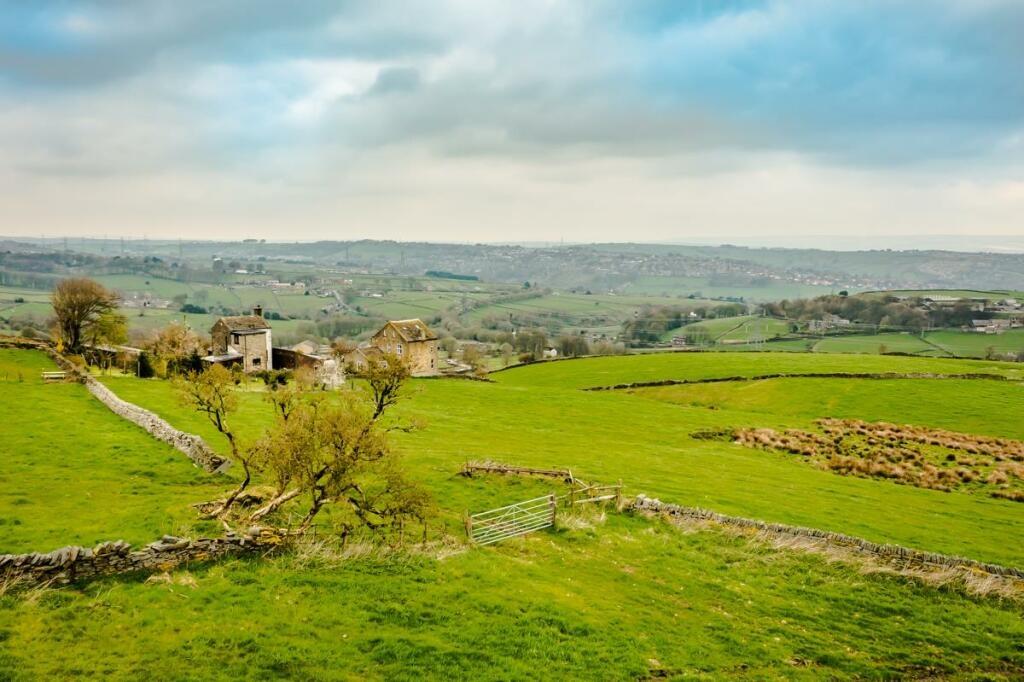 Additional image 35 of Scarlet Heights, Queensbury, Bradford, Yorkshire