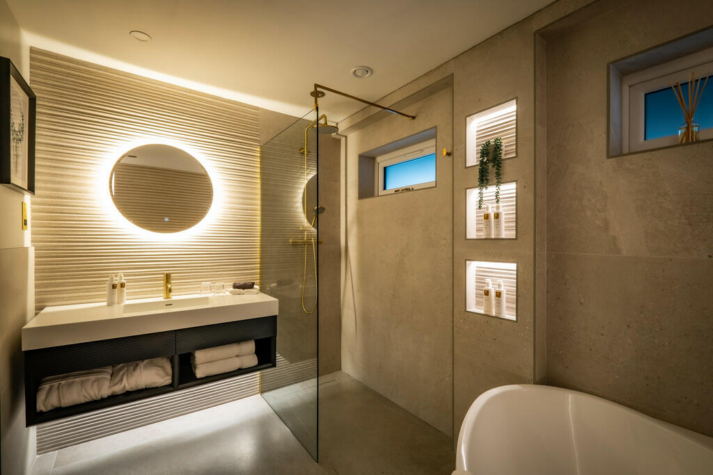 Additional image 58 of 1863 Restaurant and Rooms, Elm House, High Street, Pooley Bridge, Penrith, Cumbria, CA10 2NH