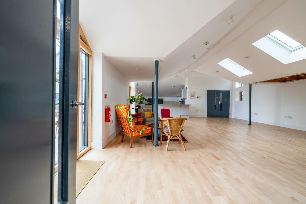 Additional image 23 of Water Lillies, Kings Weston