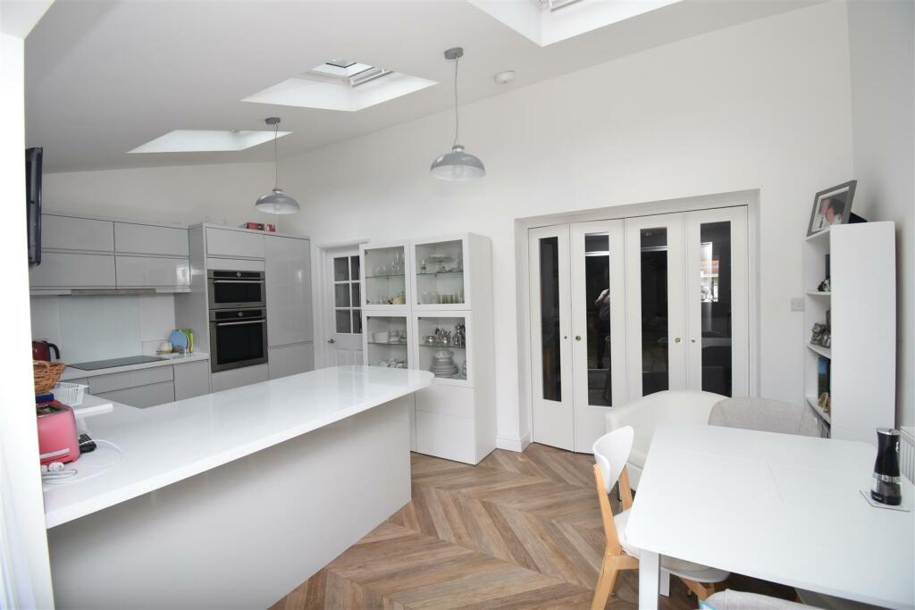 Additional image 18 of Merlin Park, Portishead