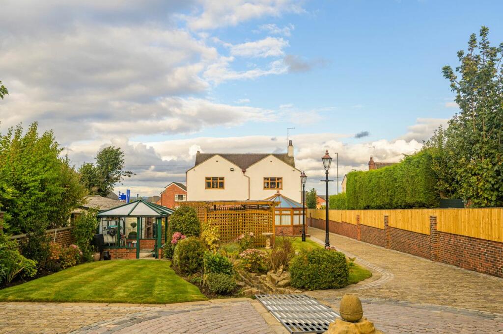 Additional image 37 of King Street, Drighlington