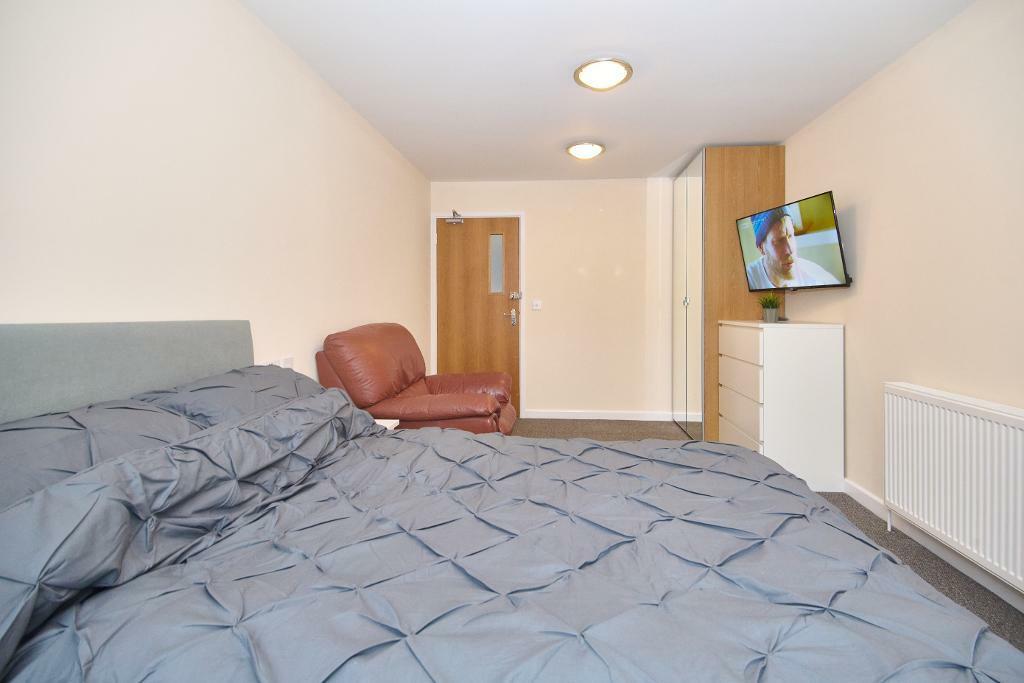 Additional image 5 of High Street, Staple Hill, Bristol, BS16 5HH