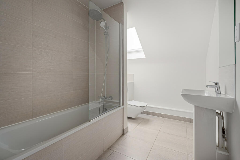 Additional image 12 of Bickley Park Road, Bromley, BR1