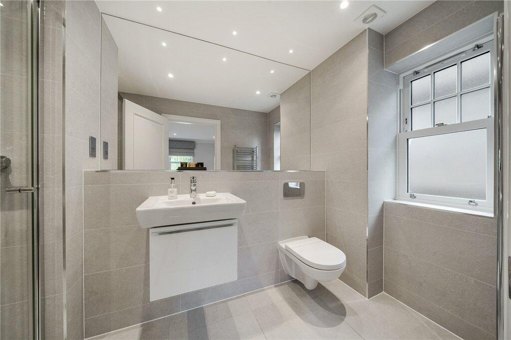 Additional image 28 of Plaistow Lane, Bromley