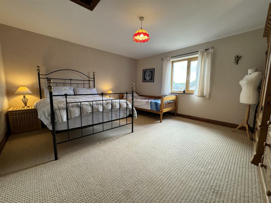 Additional image 15 of Sandford