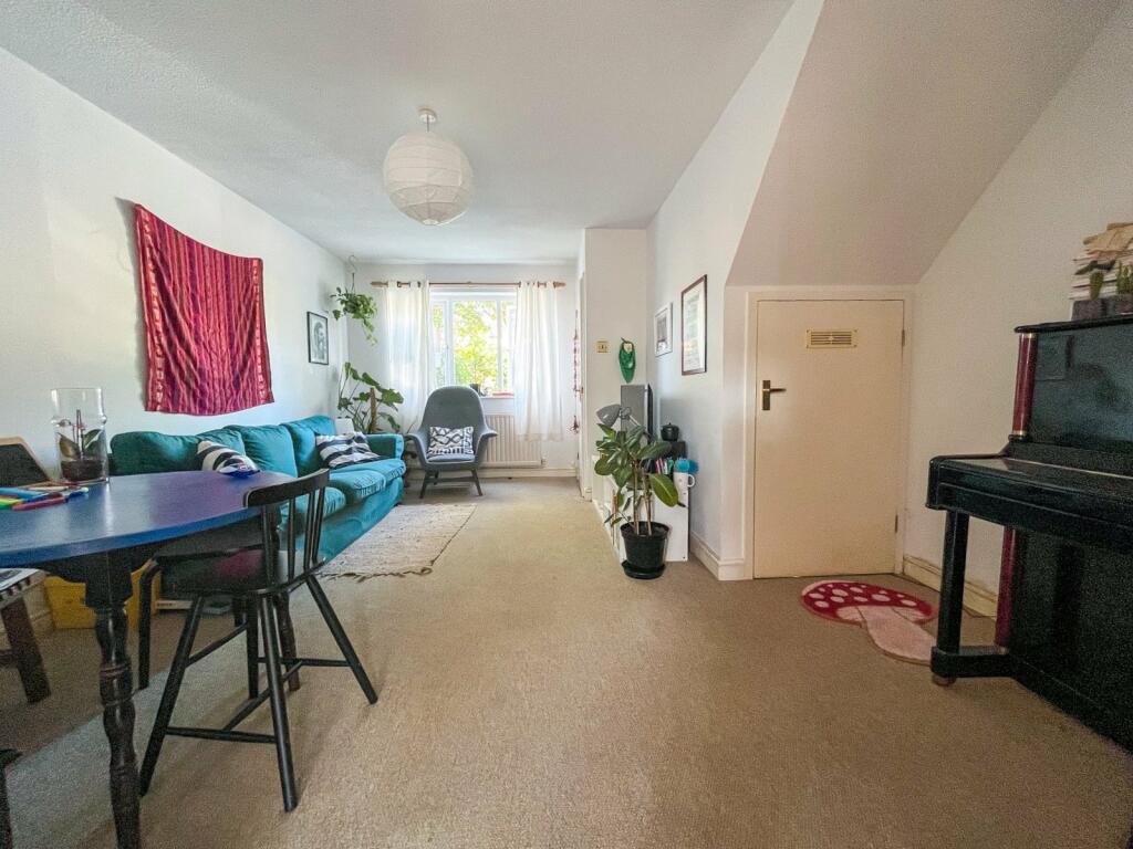 Additional image 2 of Hawthorn Crescent, Yatton, BS49