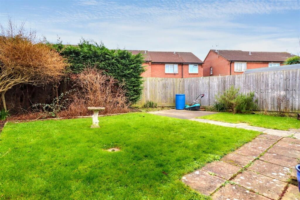 Additional image 9 of Charming Clevedon bungalow in desirable cul-de-sac