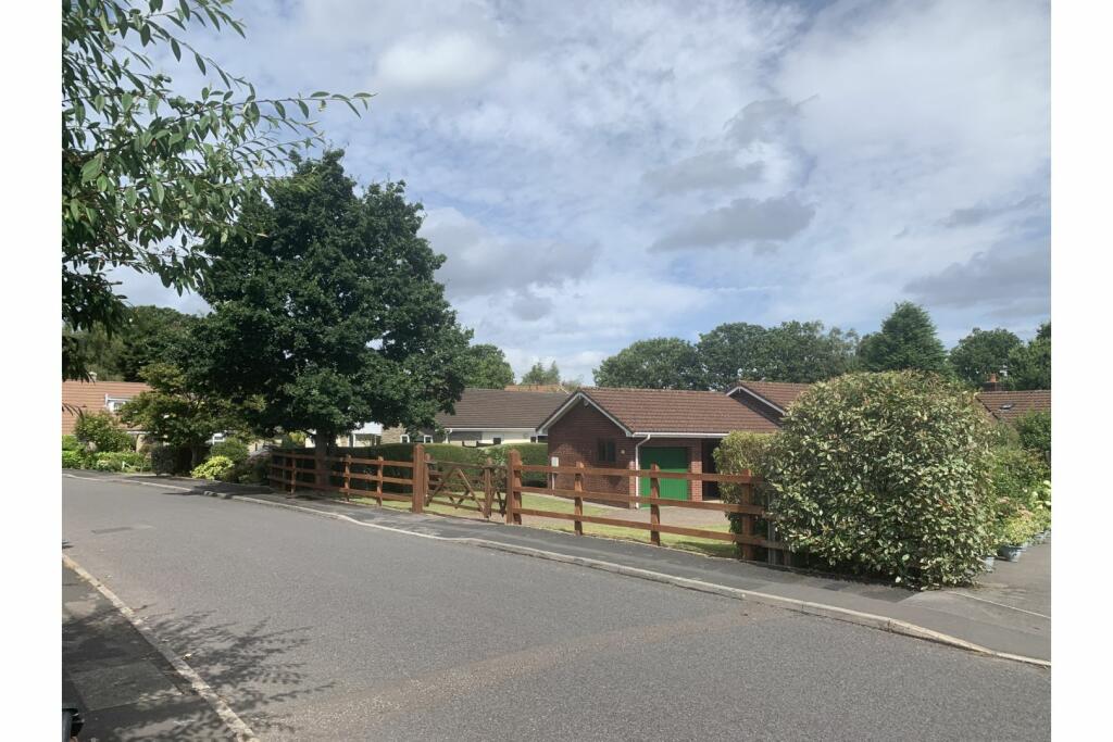 Additional image 4 of Hill Drive, Bristol, BS8