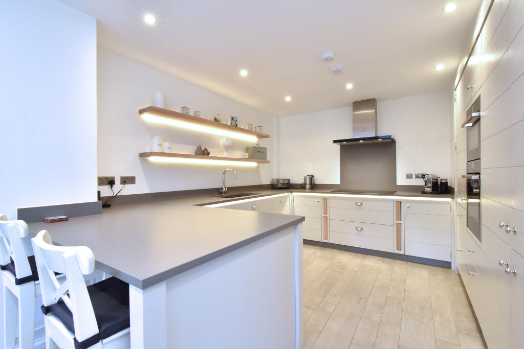 Additional image 12 of Stone Road Bromley BR2