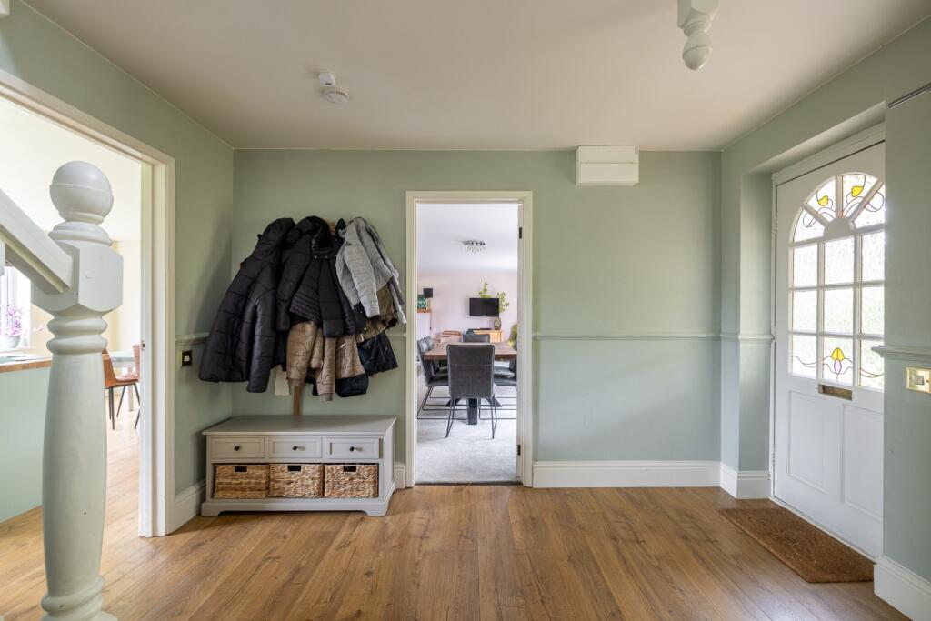 Additional image 4 of Shipham