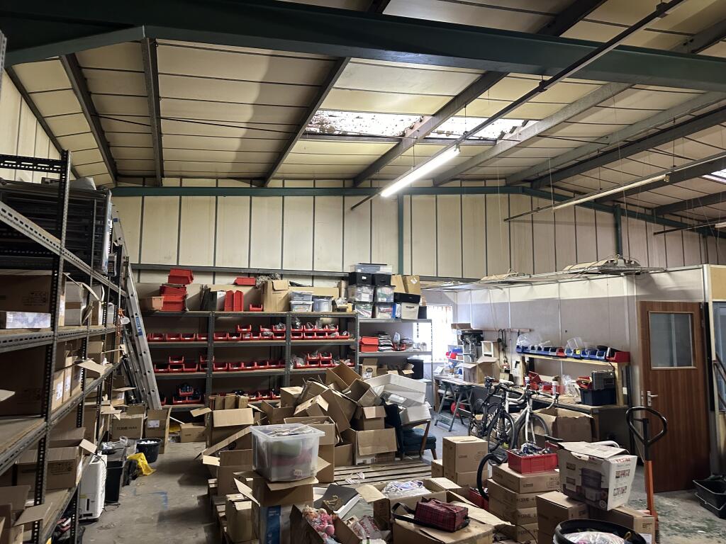 Additional image 4 of Unit 3 Midland Way Business Park Thornbury  Bristol  BS35 2BS  United Kingd