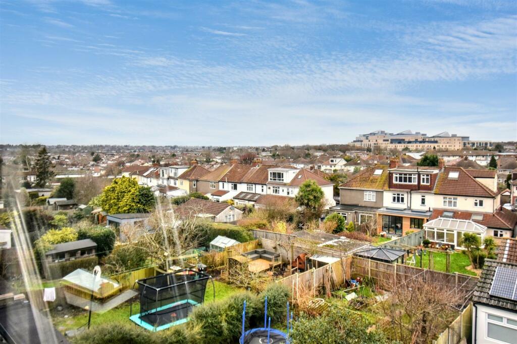 Additional image 18 of Superbly Extended and Presented 4 Bedroomed Home