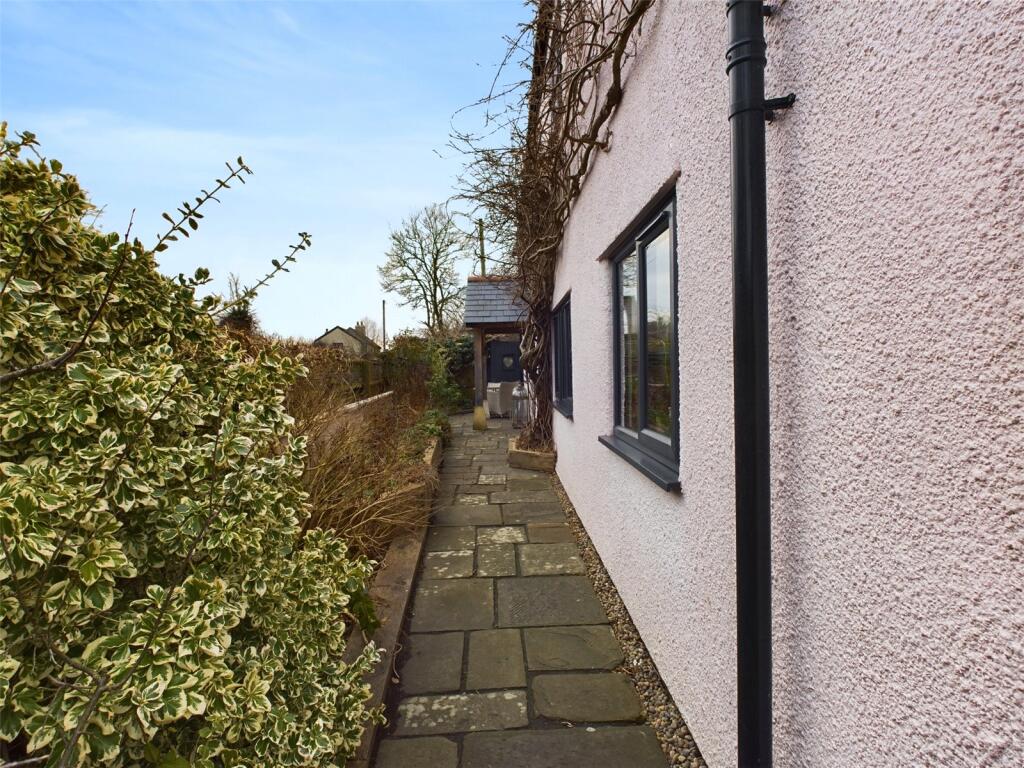 Additional image 33 of Brooklyn Cottage, Feltham Road