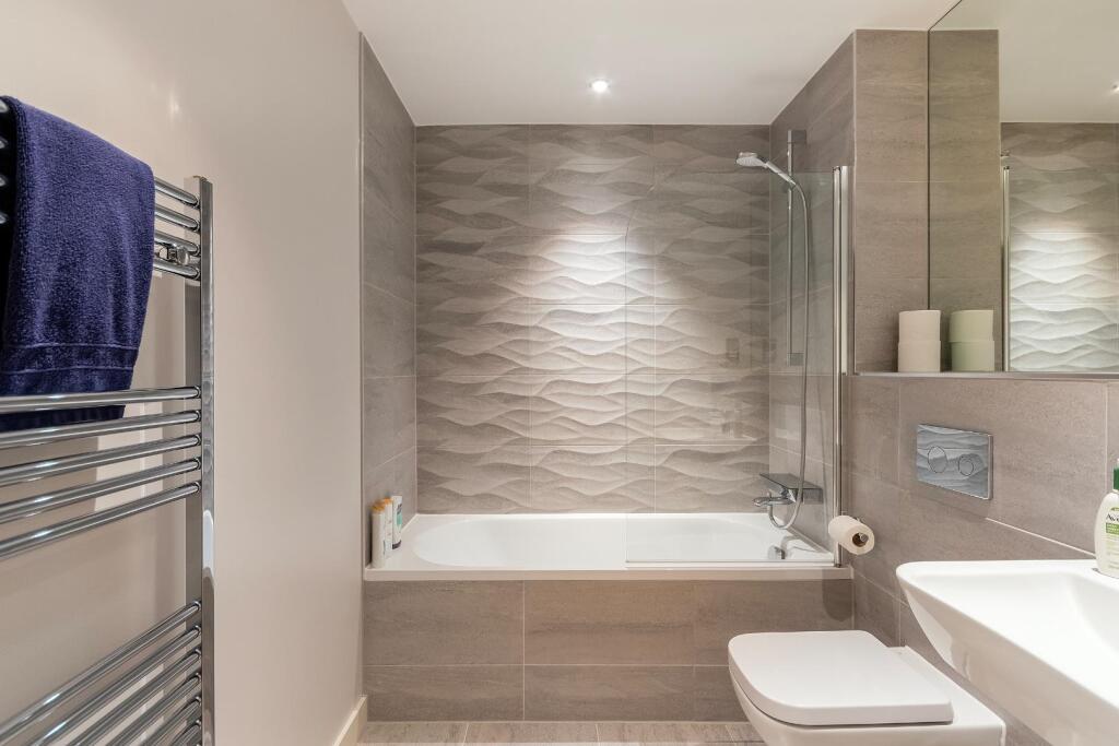 Additional image 19 of The Gateway, Redcliffe