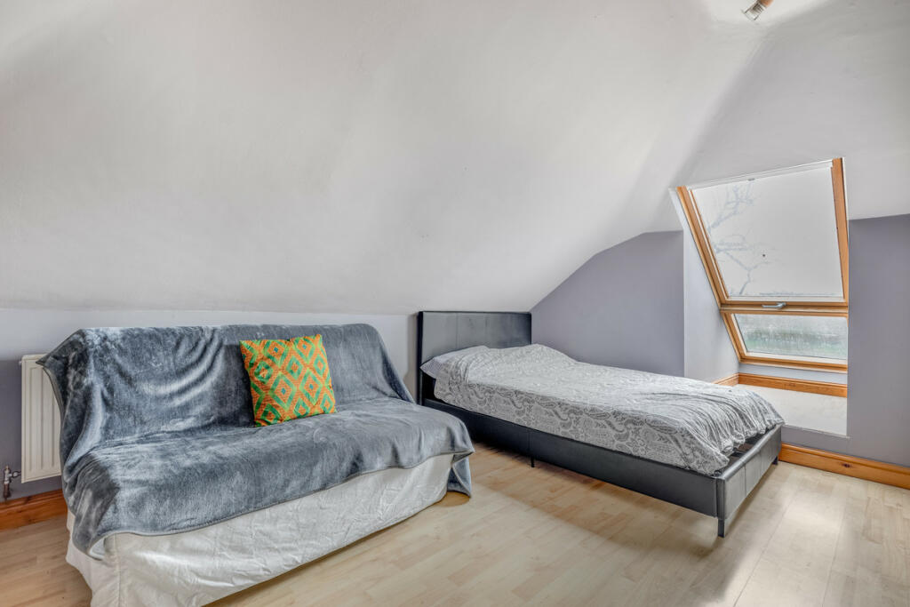 Additional image 10 of Alexandra Crescent, Bromley, BR1