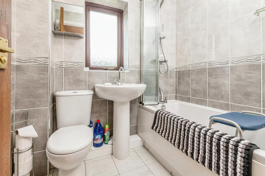 Additional image 7 of Cambrian Bar, Low Moor, Bradford