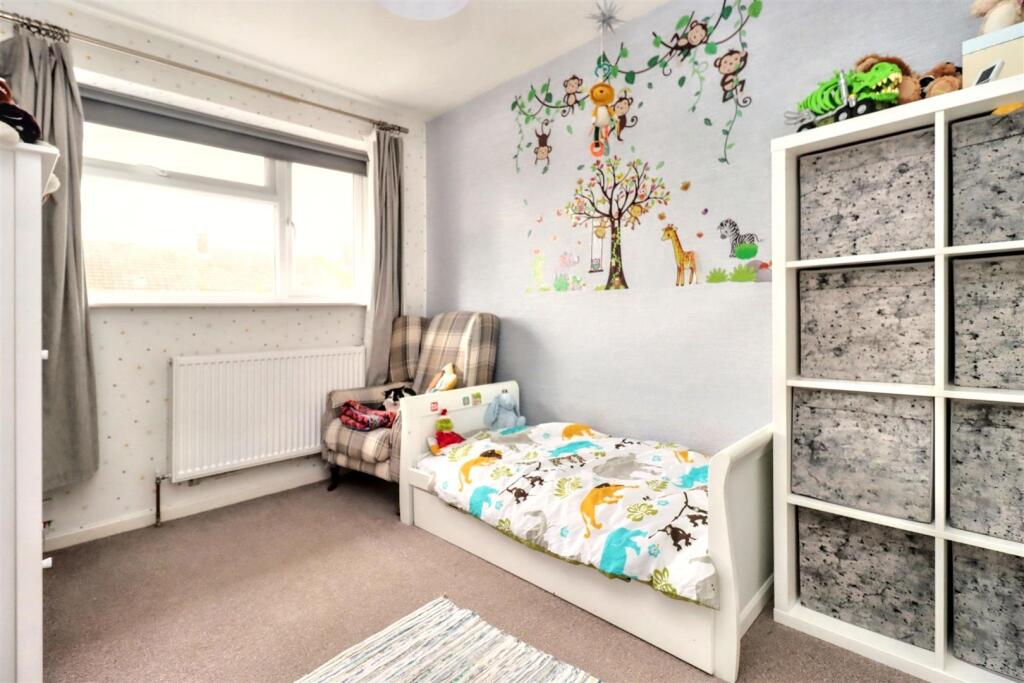 Additional image 8 of Short walk to Clevedon Town Centre